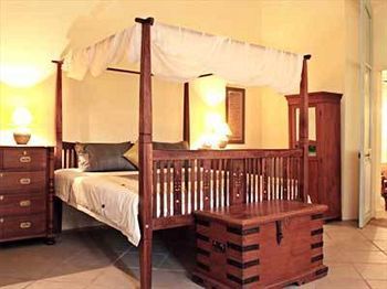 Hotel Du Parc بونديتْشيري المظهر الخارجي الصورة